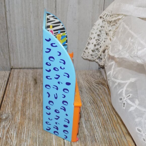 GROOVY GIRLS Small Toy Kitchen Playhouse Furniture * - Picture 5 of 8